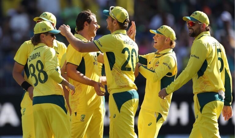 Australia reach semi-finals with dominant 54-run win over Bangladesh