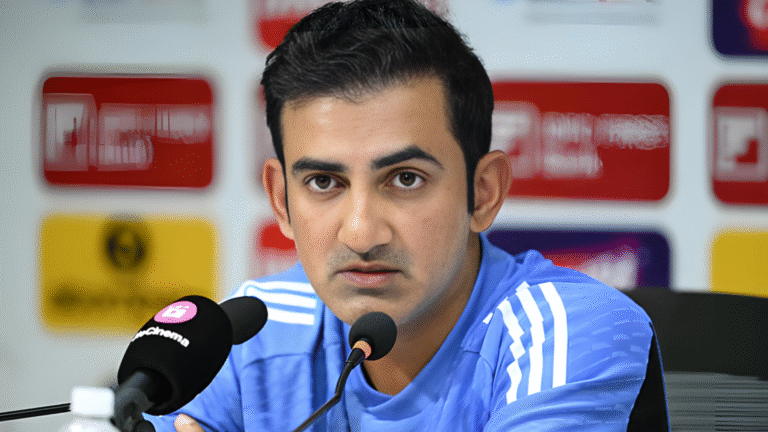 Crisis in Indian Cricket de Villiers Questions Dressing Room Impact Under Gambhir Cricket Gurukul, GOLN | English