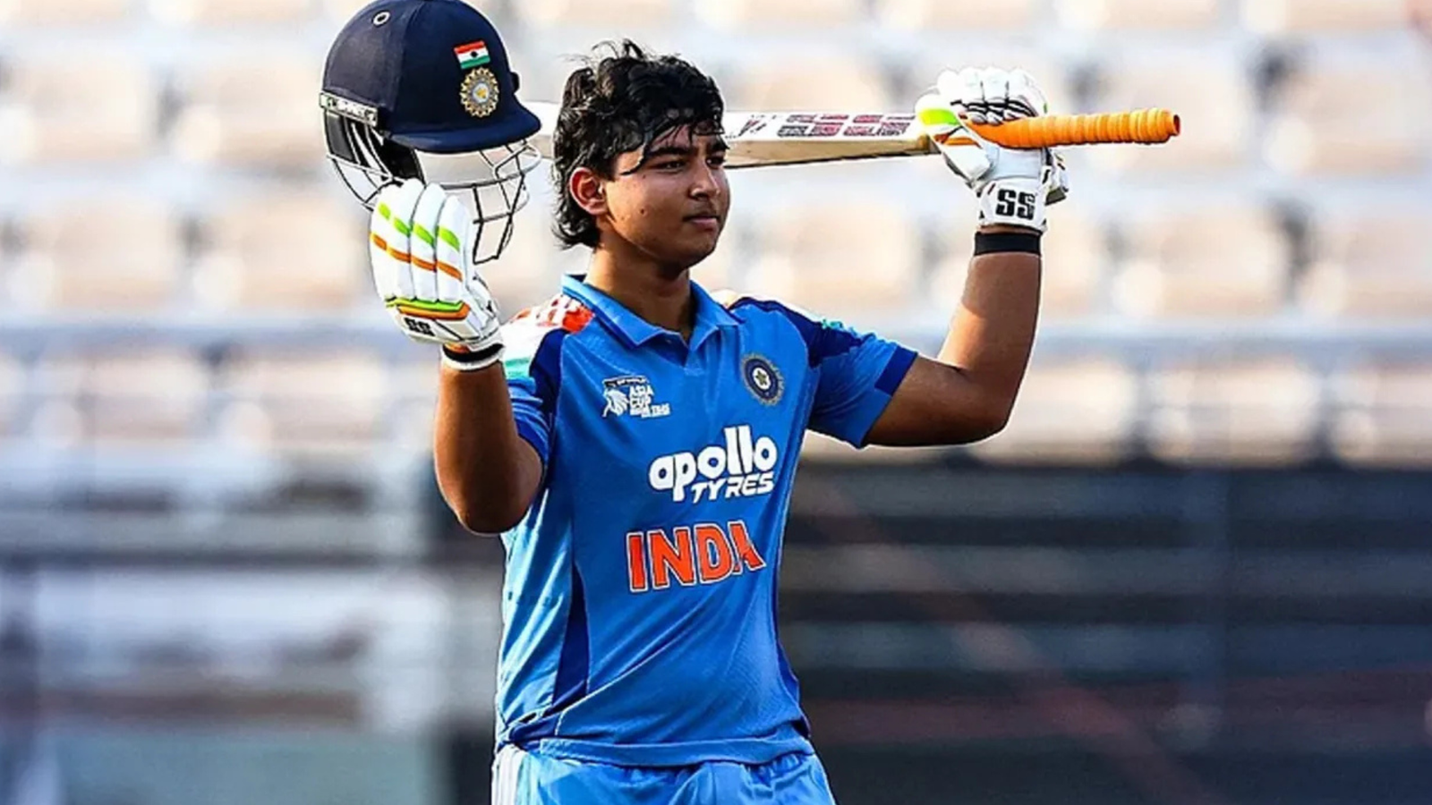 Fifteen Sixes, 144 Runs… Still Not Enough? Vaibhav’s Father Gives Blunt Verdict 1 ৩২ বলে সেঞ্চুরি তবু সন্তুষ্ট নন বৈভবের বাবা—কী ভুল দেখলেন তিনি Cricket Gurukul, GOLN | English