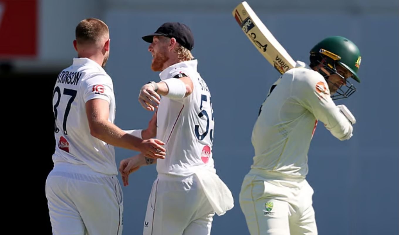 England in Crisis as Stark and Boland Shine 1 England in Crisis as Stark and Boland Shine